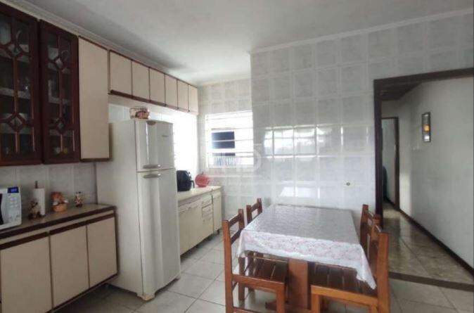 Sobrado à venda com 3 quartos, 200m² - Foto 6