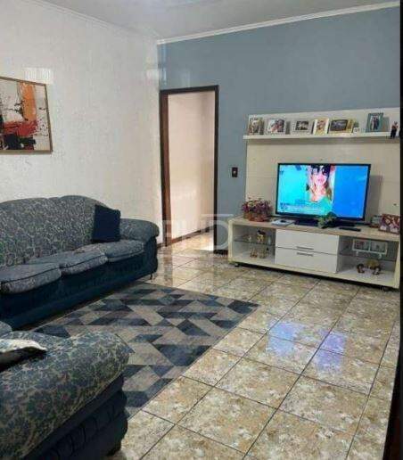 Sobrado à venda com 3 quartos, 200m² - Foto 2