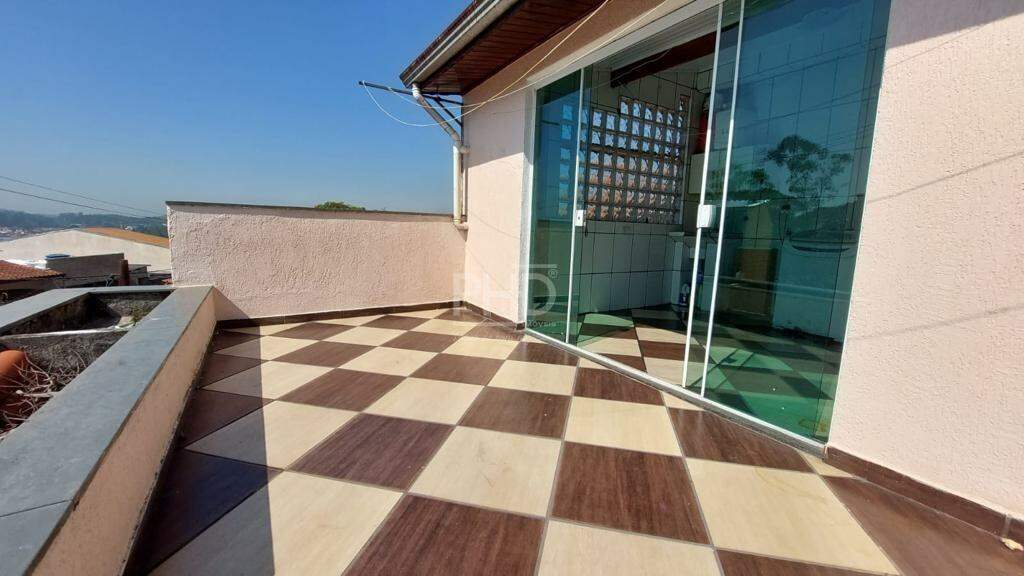 Sobrado à venda com 3 quartos, 256m² - Foto 1