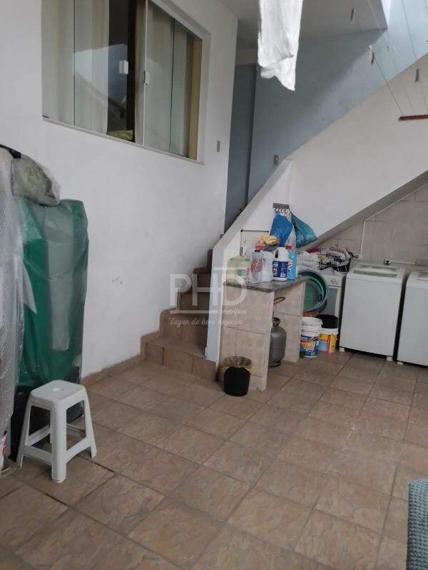 Sobrado à venda com 4 quartos, 227m² - Foto 32