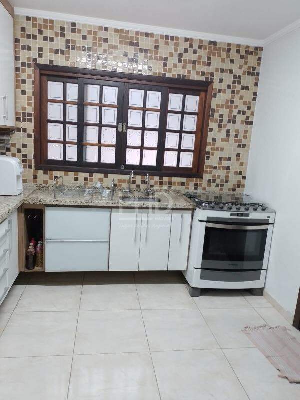 Sobrado à venda com 4 quartos, 227m² - Foto 9