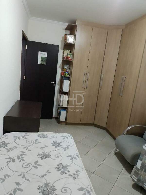 Sobrado à venda com 4 quartos, 227m² - Foto 13