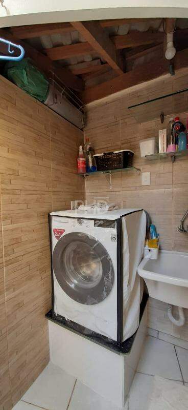 Sobrado à venda com 2 quartos, 98m² - Foto 23