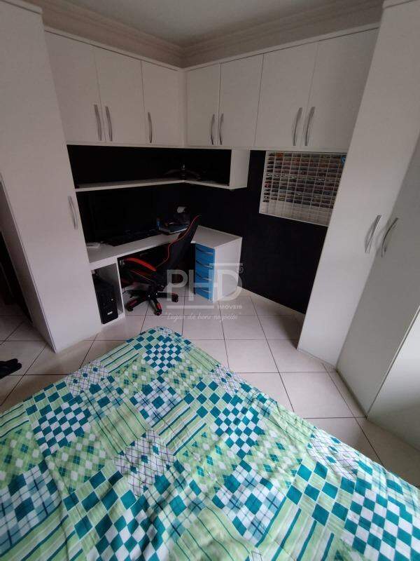 Sobrado à venda com 3 quartos, 136m² - Foto 11