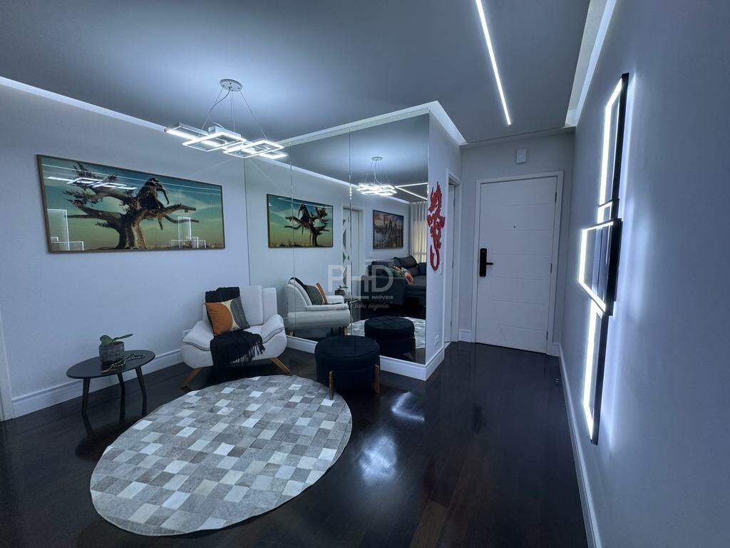 Apartamento à venda com 4 quartos, 177m² - Foto 6