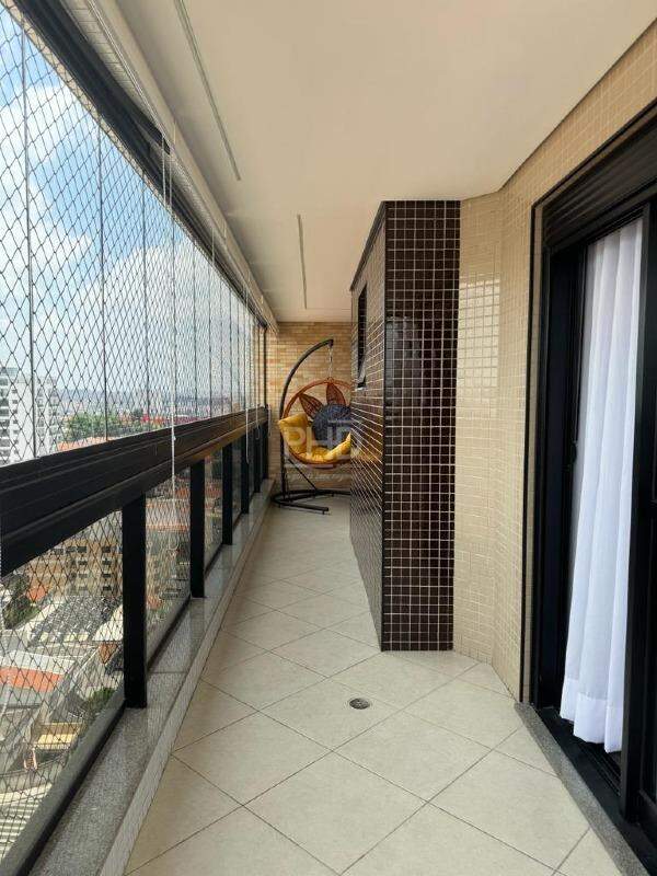 Apartamento à venda com 4 quartos, 177m² - Foto 8