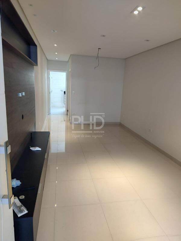 Sobrado à venda com 3 quartos, 110m² - Foto 1