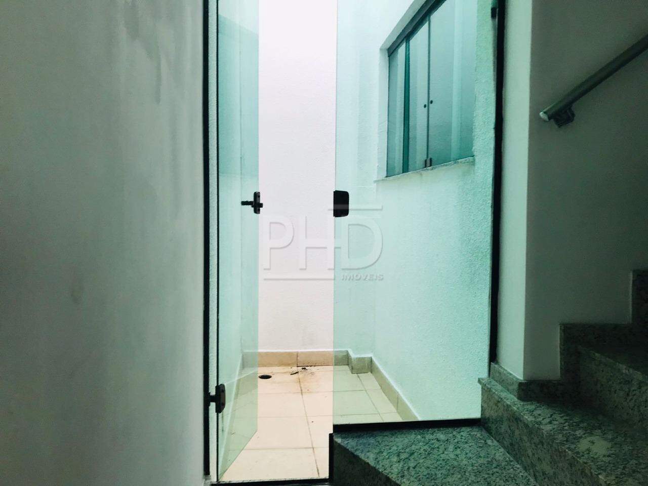 Sobrado para alugar com 3 quartos, 192m² - Foto 4