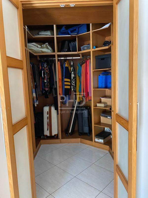 Sobrado à venda com 5 quartos, 338m² - Foto 17