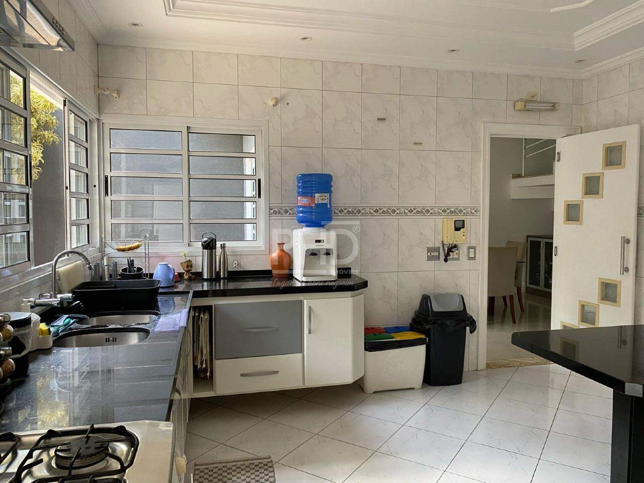 Sobrado à venda com 5 quartos, 338m² - Foto 9