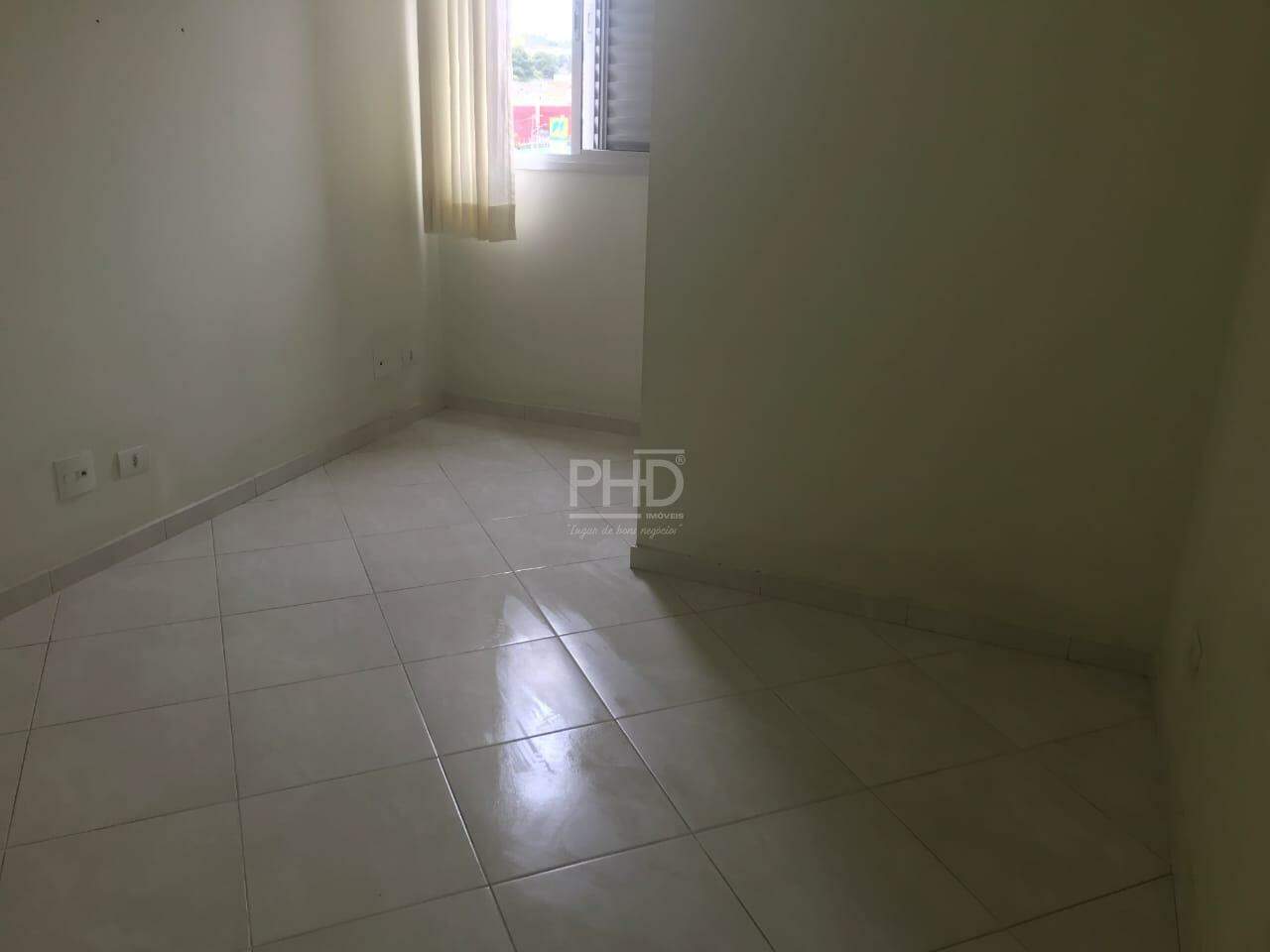 Apartamento à venda com 2 quartos, 63m² - Foto 2