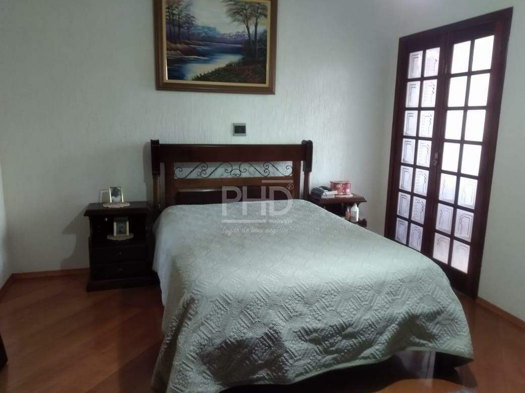 Sobrado à venda com 2 quartos, 250m² - Foto 15