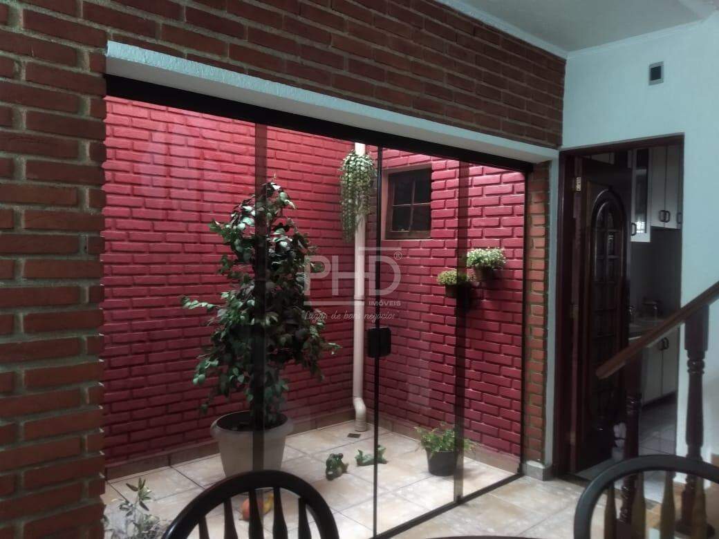 Sobrado à venda com 2 quartos, 250m² - Foto 7