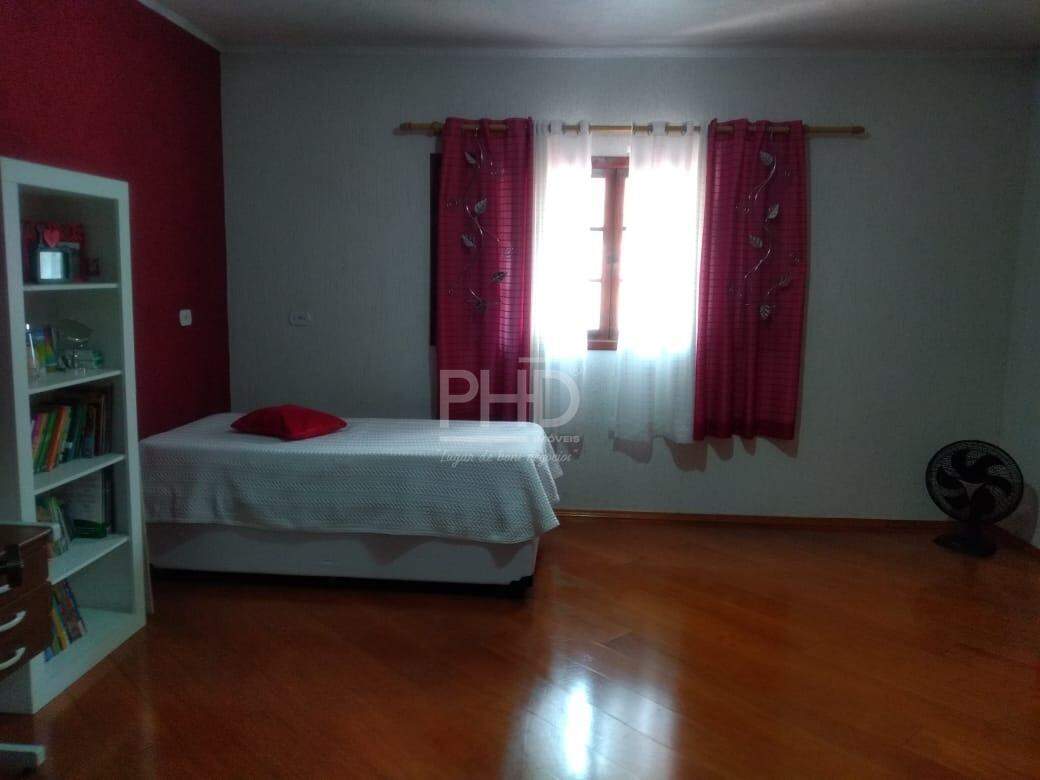 Sobrado à venda com 2 quartos, 250m² - Foto 13