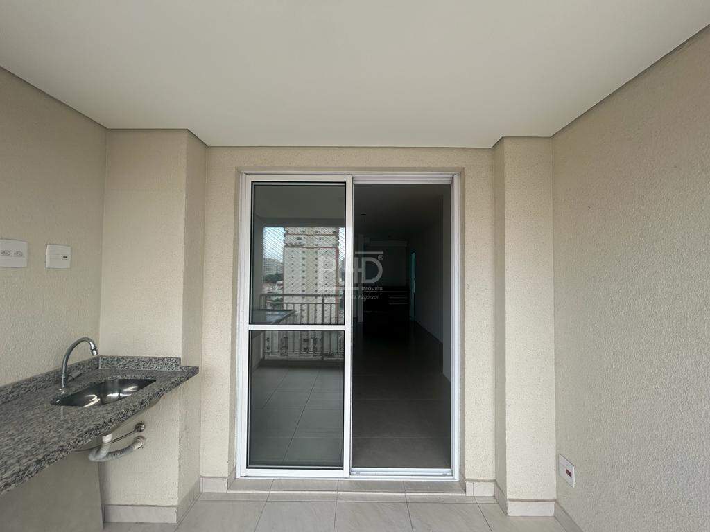 Apartamento à venda com 2 quartos, 68m² - Foto 9