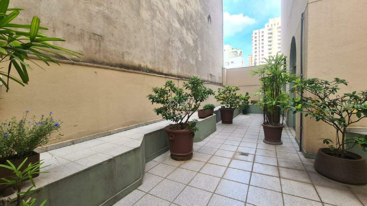 Apartamento à venda com 3 quartos, 126m² - Foto 23