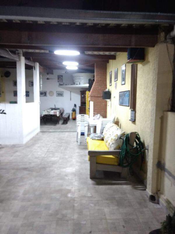 Sobrado à venda com 3 quartos, 222m² - Foto 21