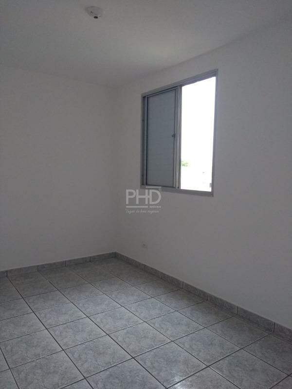 Apartamento à venda com 2 quartos, 55m² - Foto 3