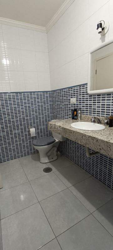 Sobrado à venda com 3 quartos, 254m² - Foto 11