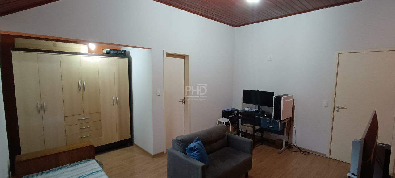 Sobrado à venda com 3 quartos, 254m² - Foto 4