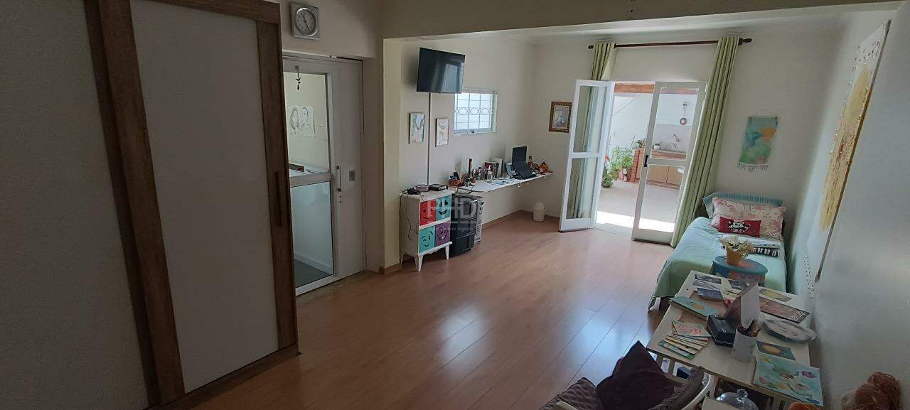 Sobrado à venda com 3 quartos, 254m² - Foto 14