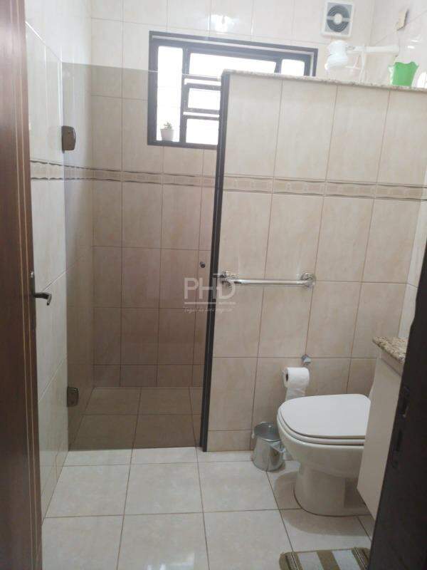 Casa à venda com 2 quartos, 300m² - Foto 9