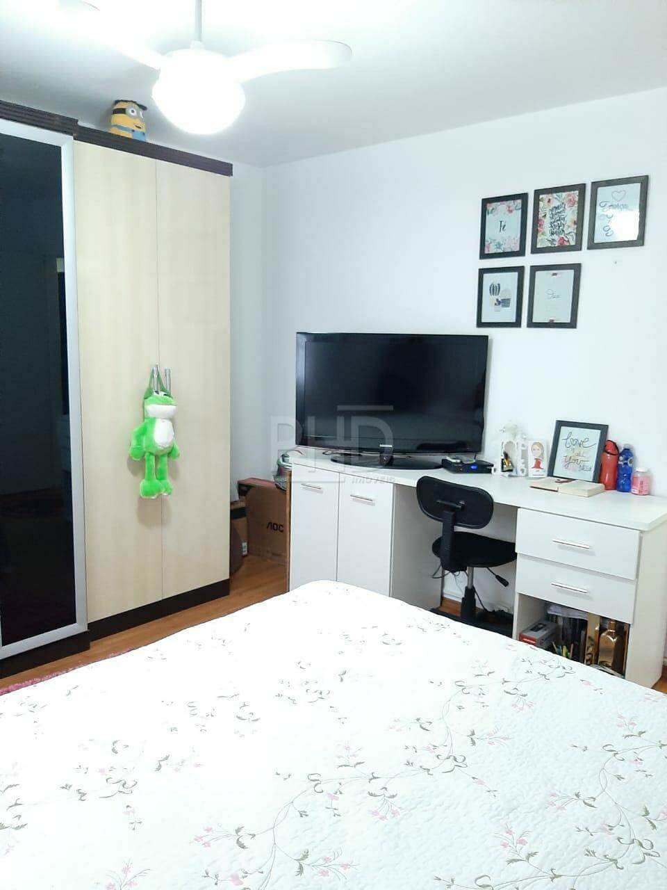 Apartamento à venda com 3 quartos, 142m² - Foto 15