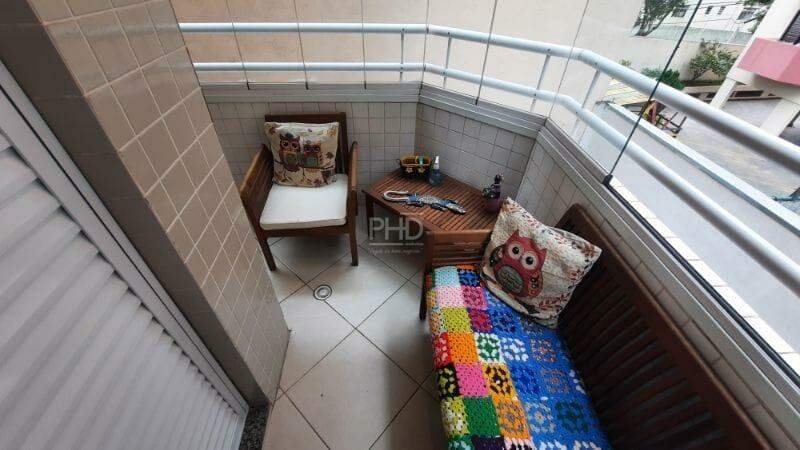 Apartamento à venda com 2 quartos, 70m² - Foto 7