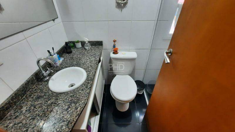 Apartamento à venda com 2 quartos, 70m² - Foto 22