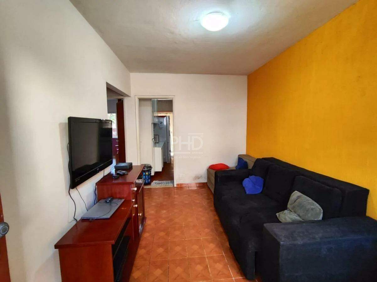 Casa à venda com 2 quartos, 127m² - Foto 2