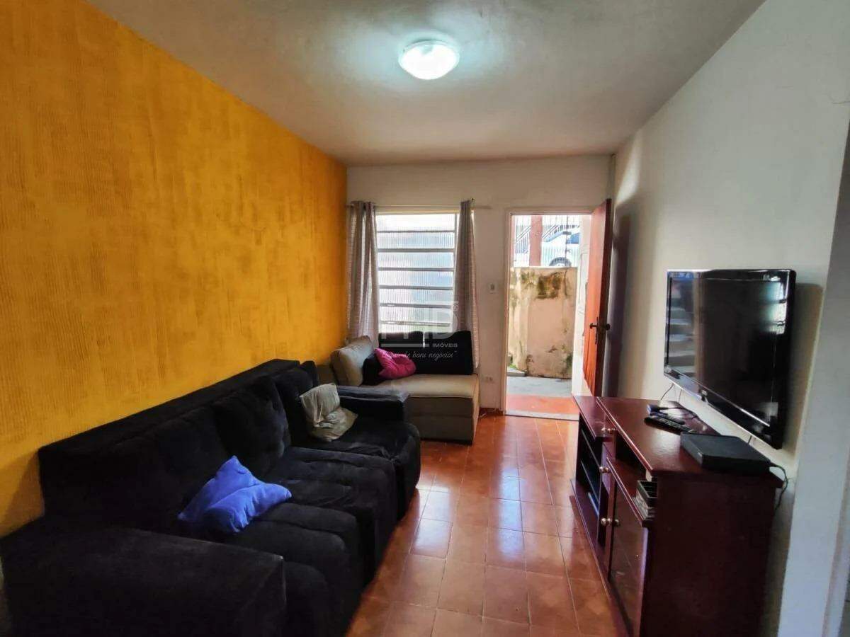 Casa à venda com 2 quartos, 127m² - Foto 1