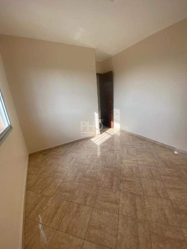 Apartamento à venda com 2 quartos, 70m² - Foto 1