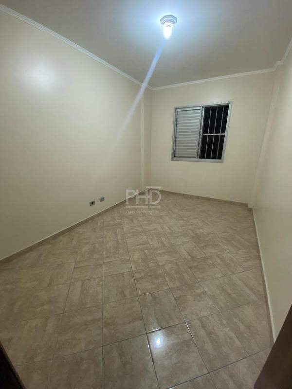 Apartamento à venda com 2 quartos, 70m² - Foto 7