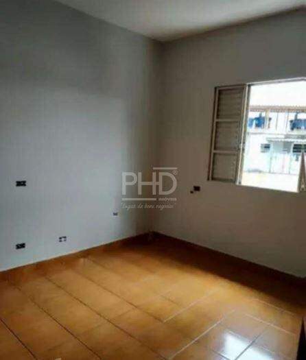 Casa à venda com 3 quartos, 250m² - Foto 8