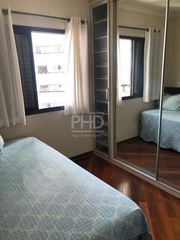 Apartamento à venda com 3 quartos, 140m² - Foto 19