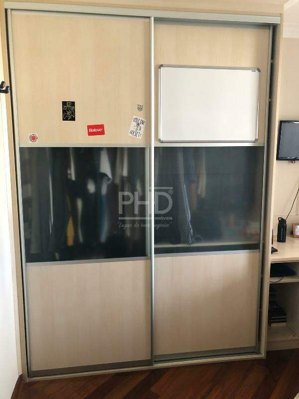 Apartamento à venda com 3 quartos, 140m² - Foto 18