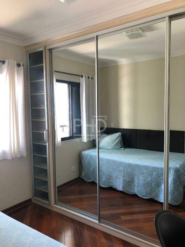 Apartamento à venda com 3 quartos, 140m² - Foto 21