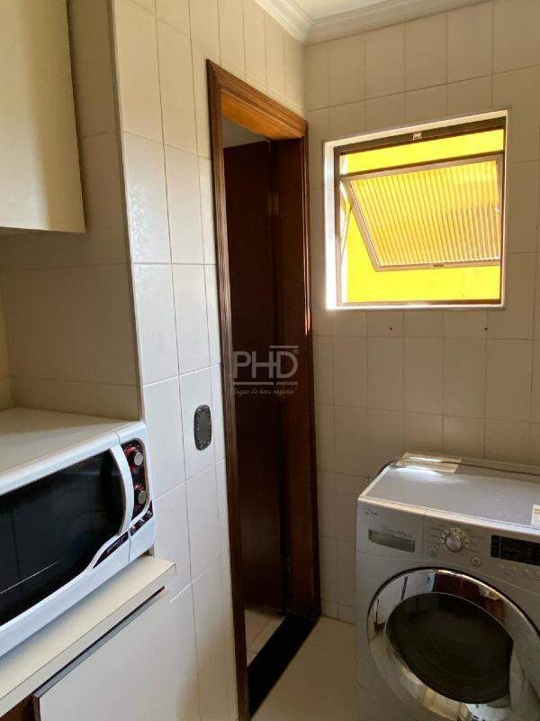 Apartamento à venda com 3 quartos, 180m² - Foto 20