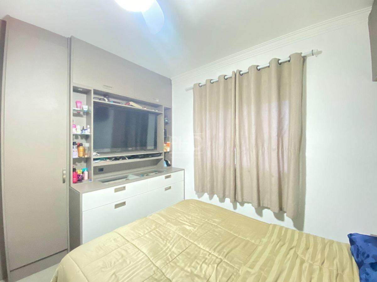 Apartamento à venda com 3 quartos, 75m² - Foto 10