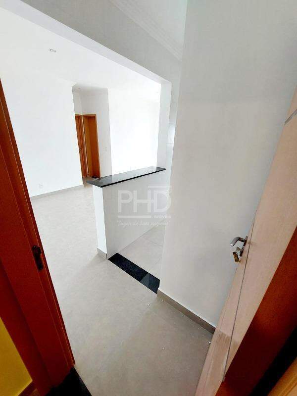 Apartamento à venda com 2 quartos, 54m² - Foto 3