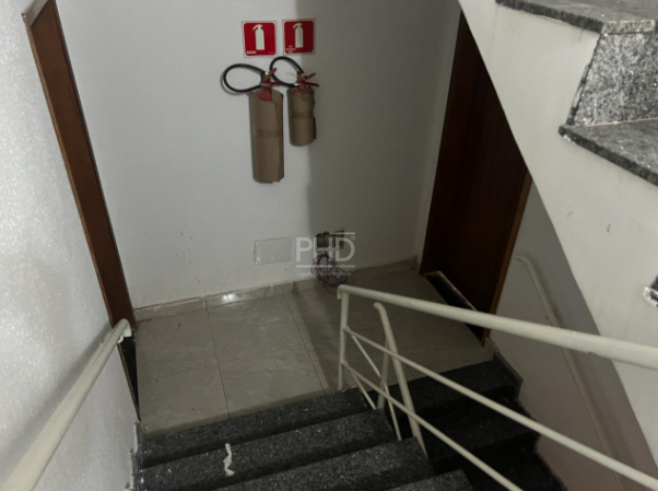 Apartamento à venda com 2 quartos, 40m² - Foto 14