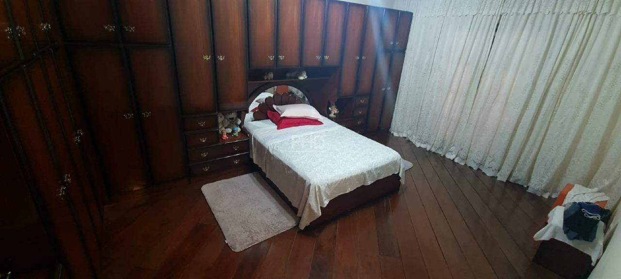 Sobrado à venda com 3 quartos, 358m² - Foto 7