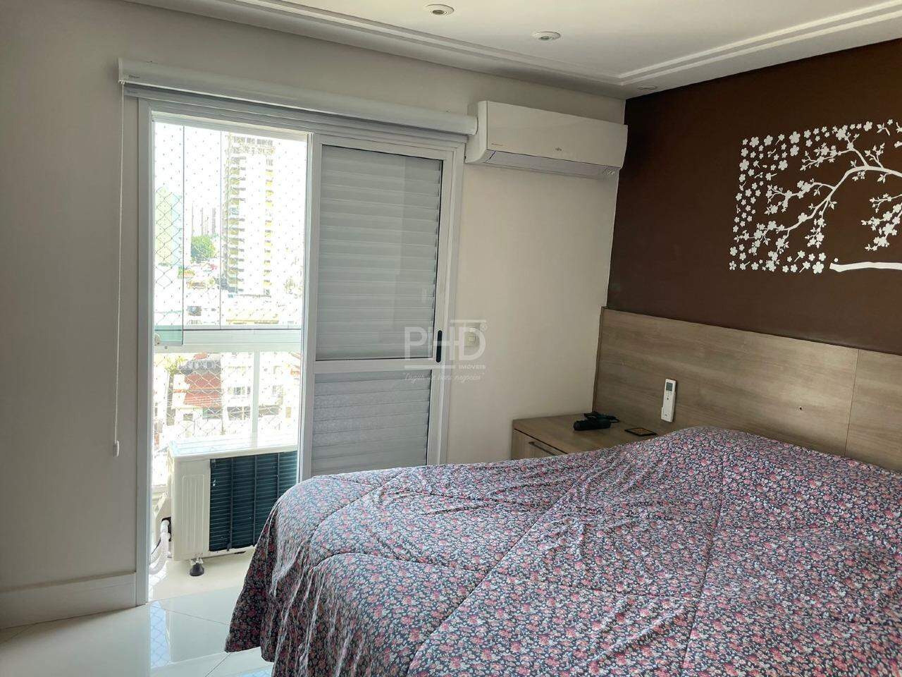 Apartamento à venda com 3 quartos, 130m² - Foto 17