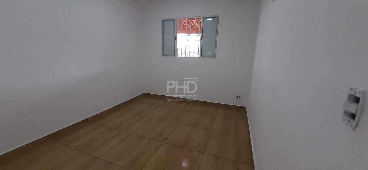 Sobrado à venda com 4 quartos, 250m² - Foto 14