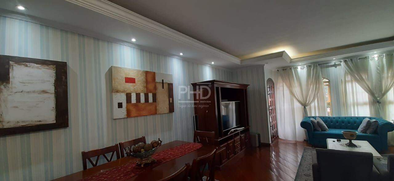 Sobrado à venda com 4 quartos, 274m² - Foto 2