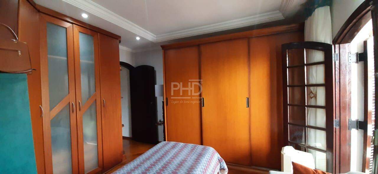 Sobrado à venda com 4 quartos, 274m² - Foto 19