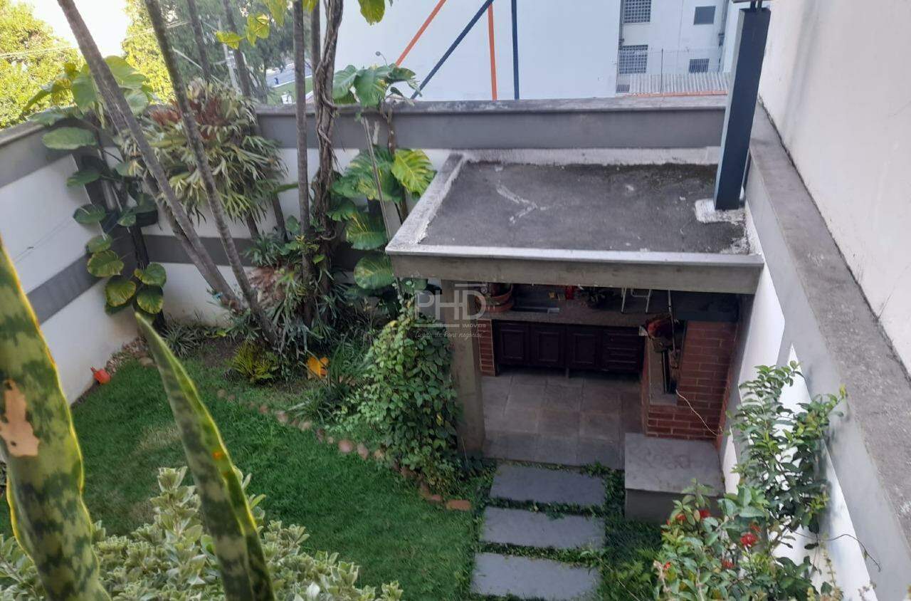 Sobrado à venda com 3 quartos, 400m² - Foto 25
