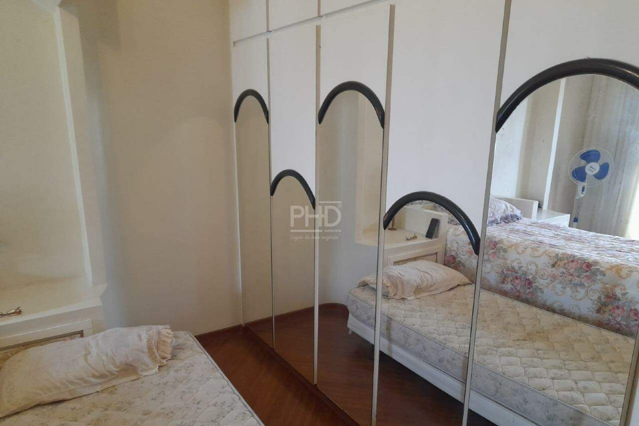 Sobrado à venda com 3 quartos, 400m² - Foto 11