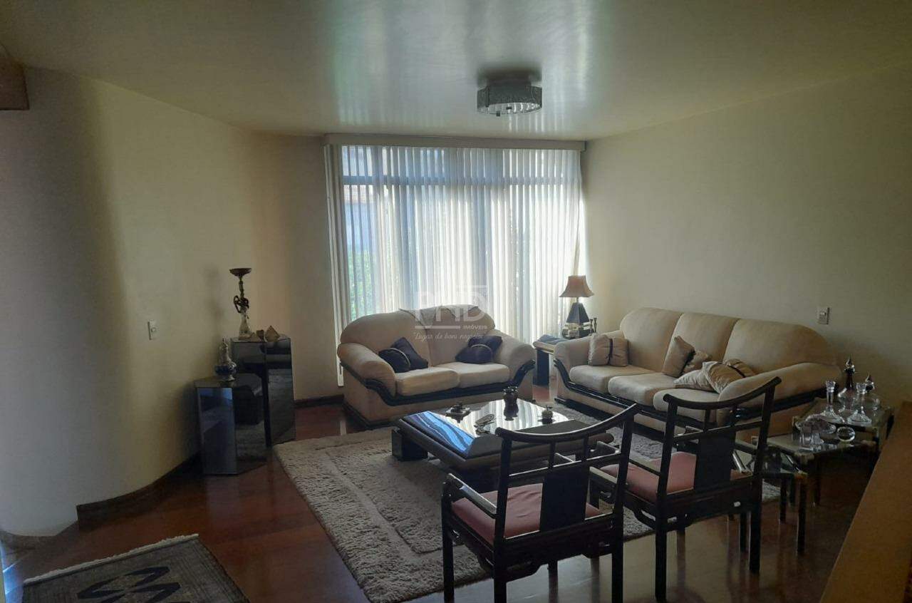 Sobrado à venda com 3 quartos, 400m² - Foto 2