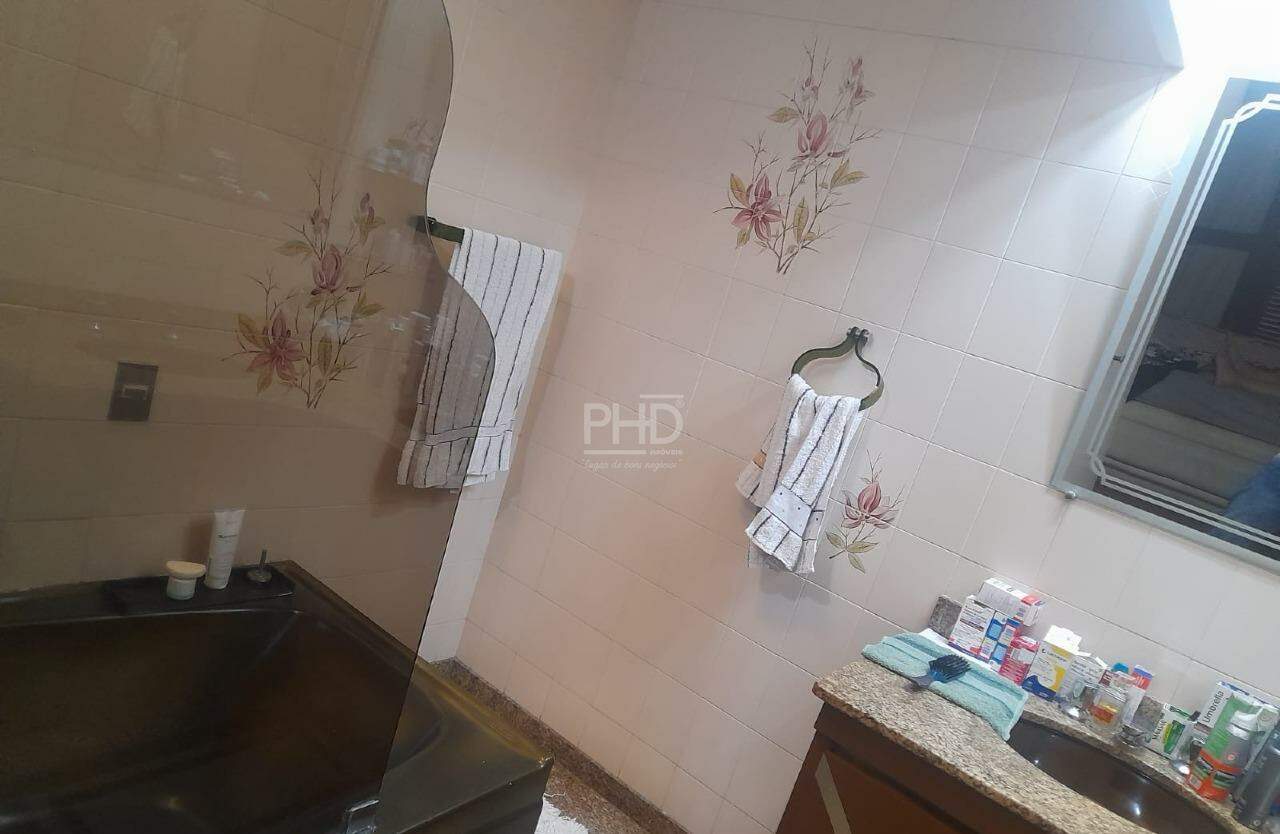 Sobrado à venda com 3 quartos, 400m² - Foto 15